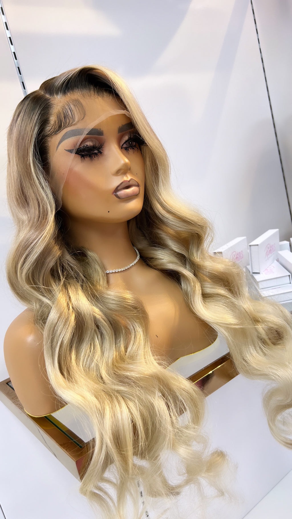 Ombré Bella (Middle Part)