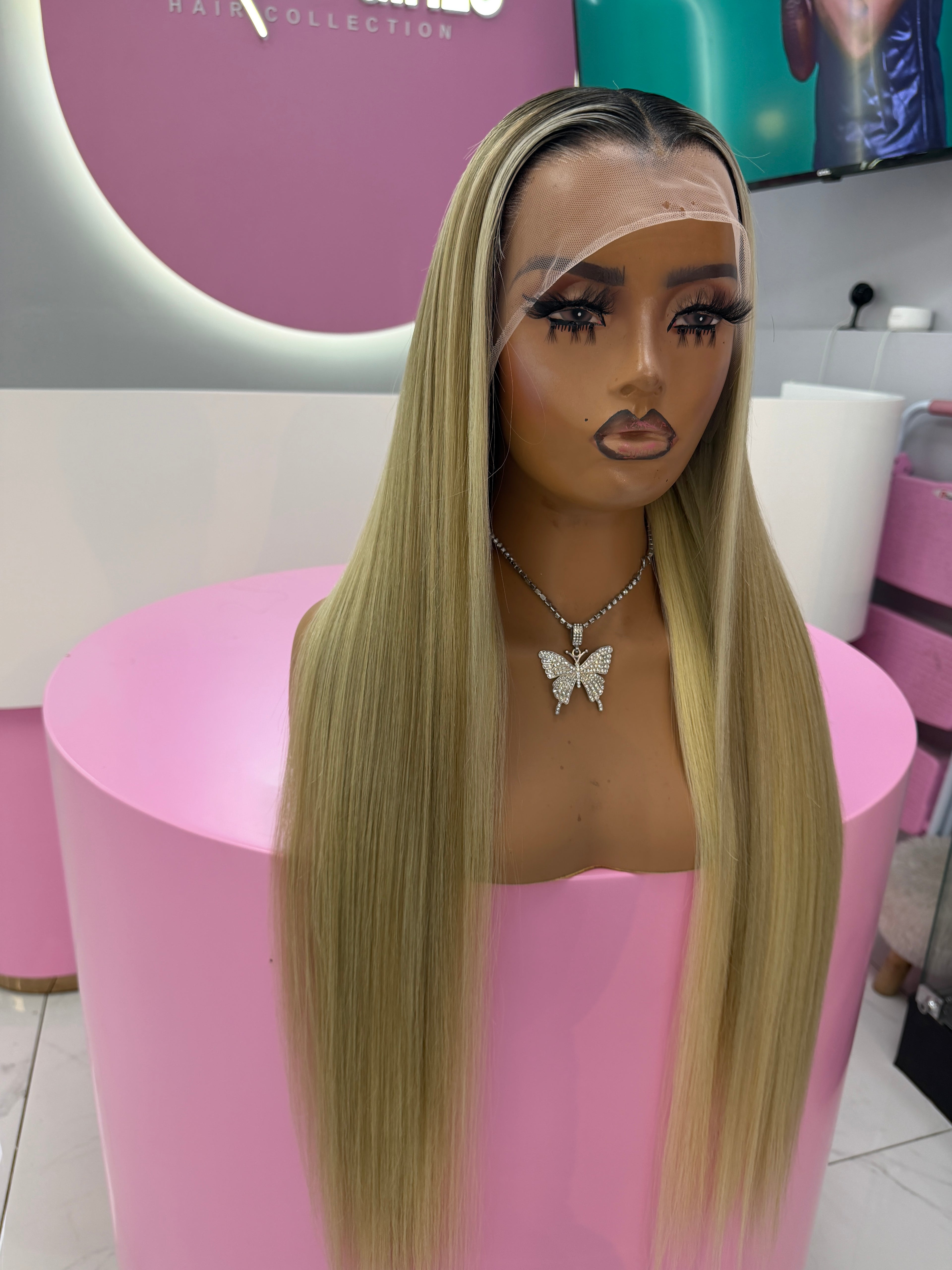 Capri (Dark Roots)